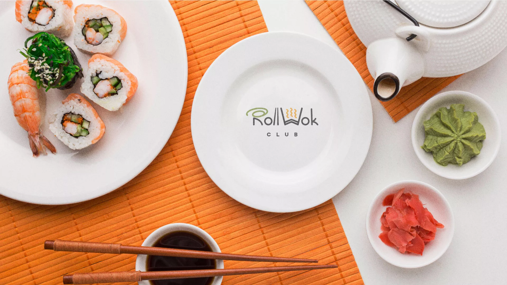 Разработка логотипа и фирменного стиля суши-бара «Roll Wok Club» в Бодайбо